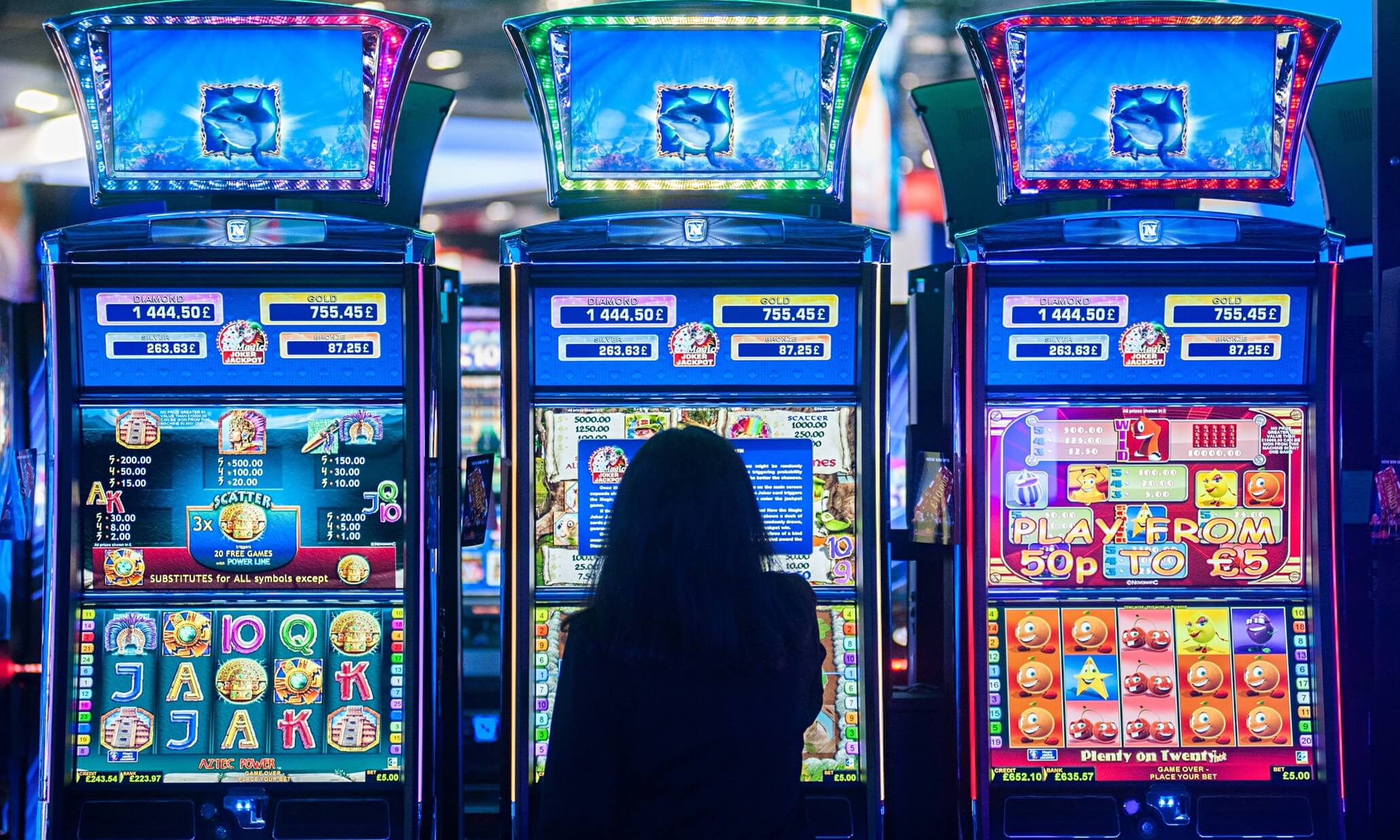 Keunggulan dan Manfaat Bermain di mpo500 casino Secara Online