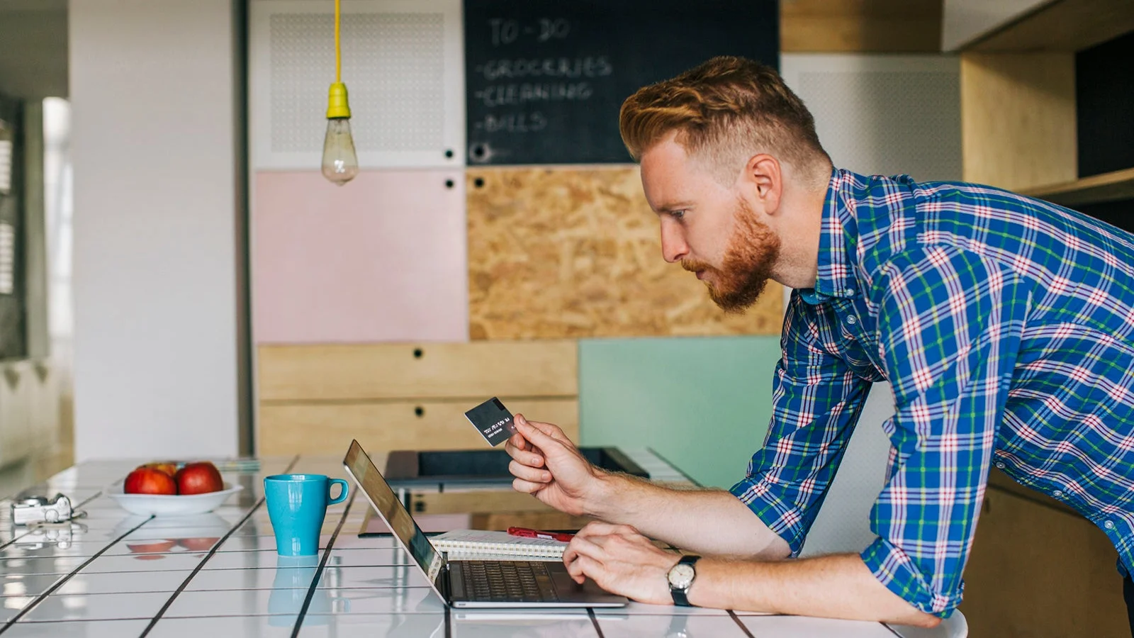 B2B Competitive Intelligence: Strengthen Your Market Position