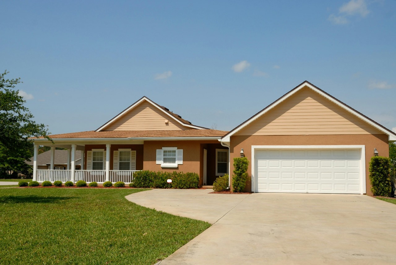 How Vinyl Siding Can Refresh an Older Home Without a Full Renovation