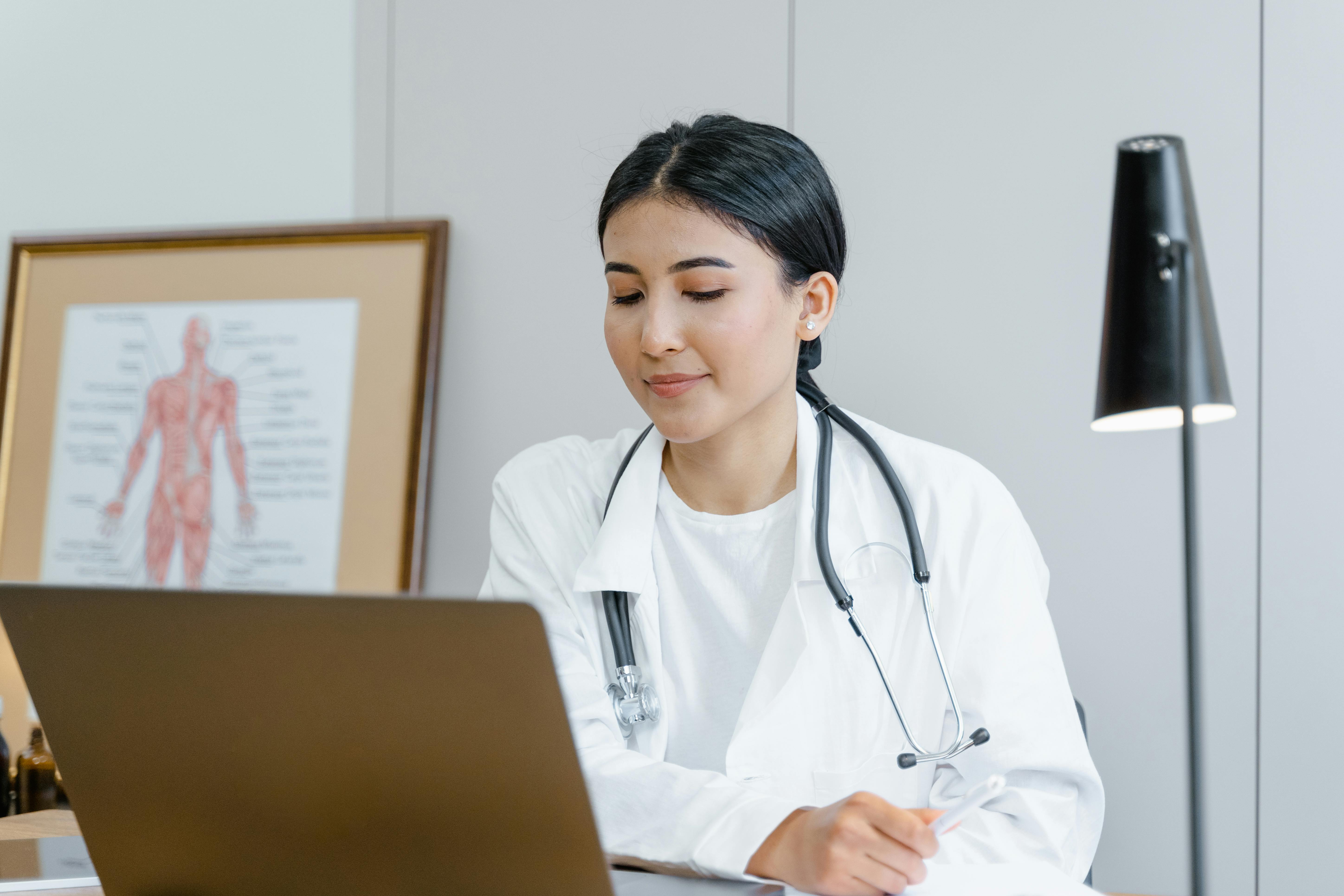Urgent Care Online: Fast, Reliable Medical Help at Your Fingertips