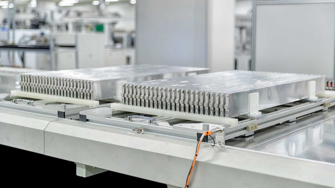 Inside the Factory of a Professional LiFePO4 Battery Manufacturer