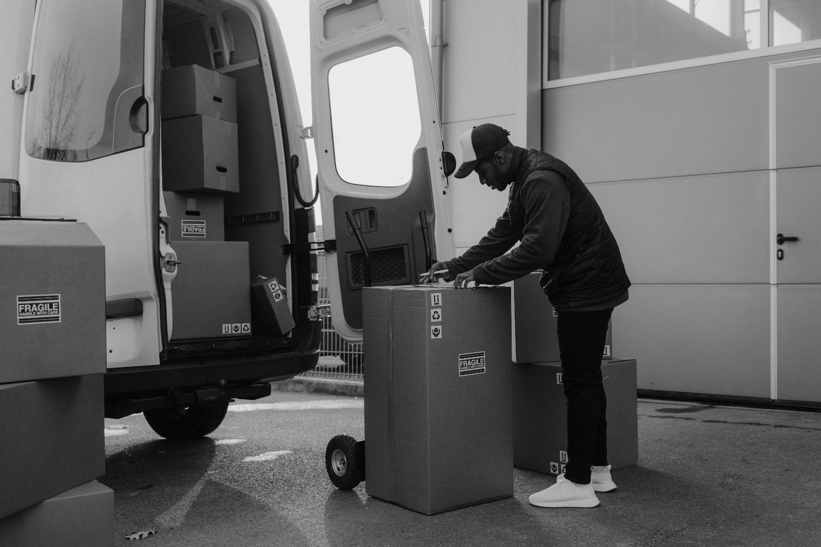 Quick and Professional Removals Services by AA Power Removals